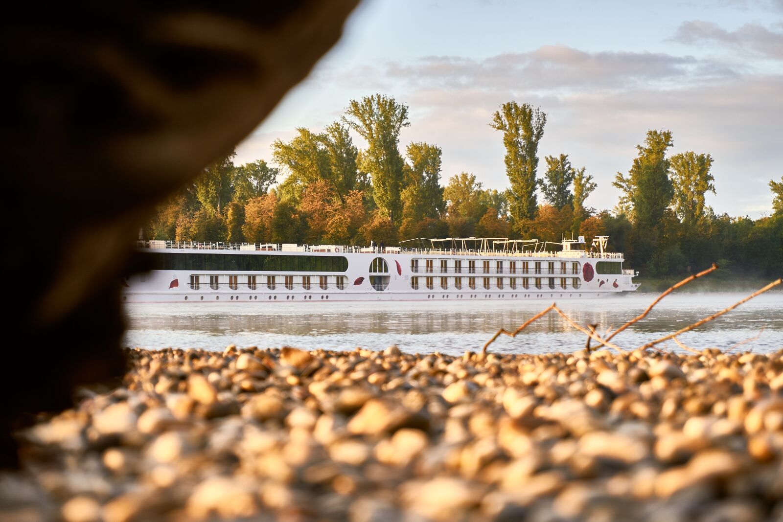 Sony a6400 sample photo. Cruise, ship, river photography