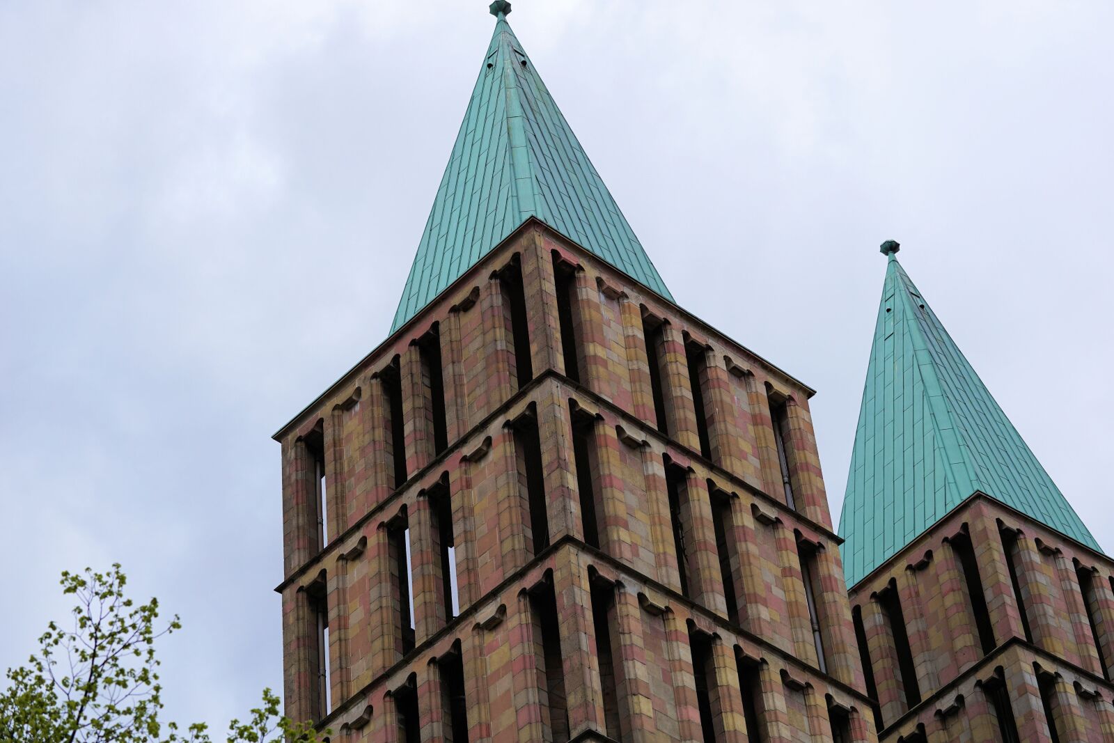 Sony a6000 + E 60mm F2.8 sample photo. Martin church, kassel, church photography