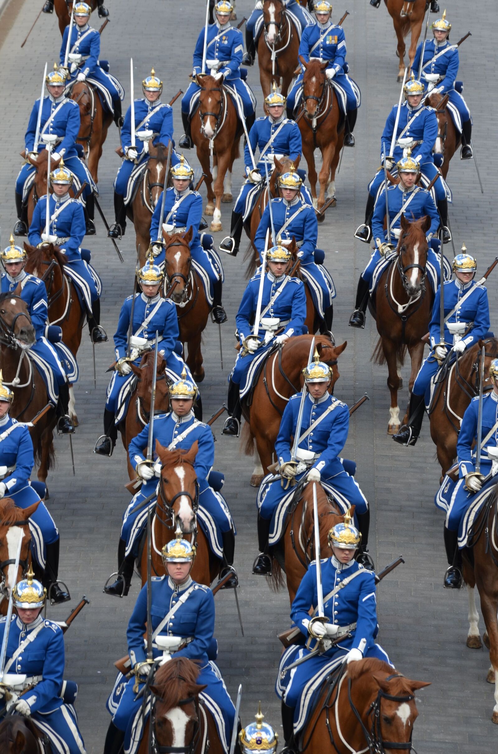 Nikon D5100 sample photo. Sweden, stockholm, palace guard photography