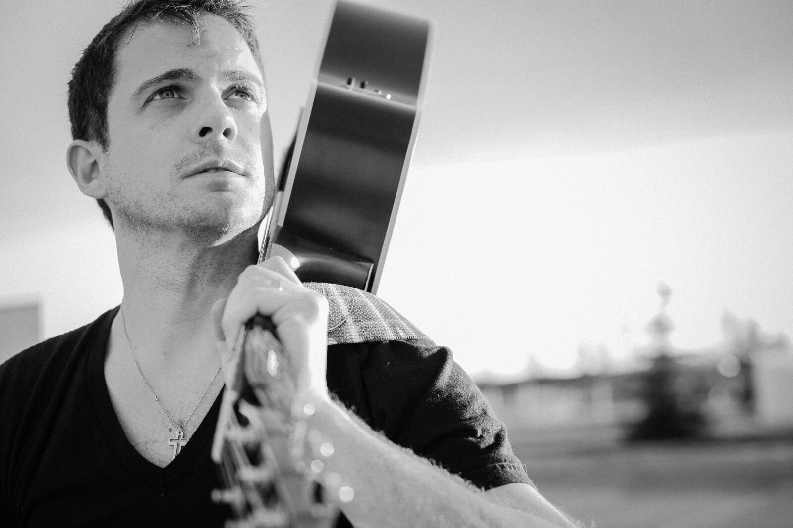 Canon EF 50mm F1.4 USM sample photo. Man, men, guitar photography