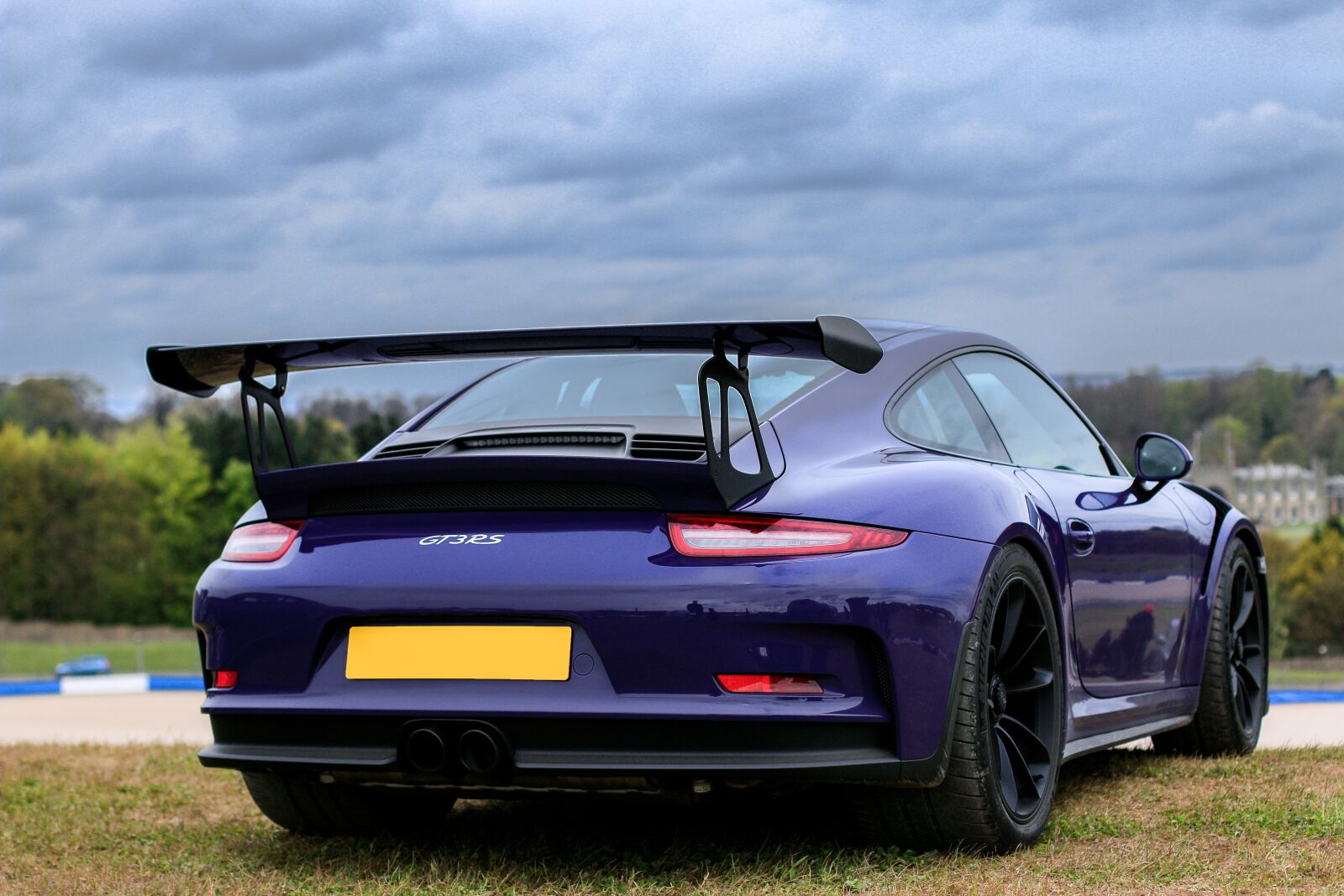 Canon EOS 70D + Canon EF 50mm F1.4 USM sample photo. Porsche 911 gt3rs, sportscar photography