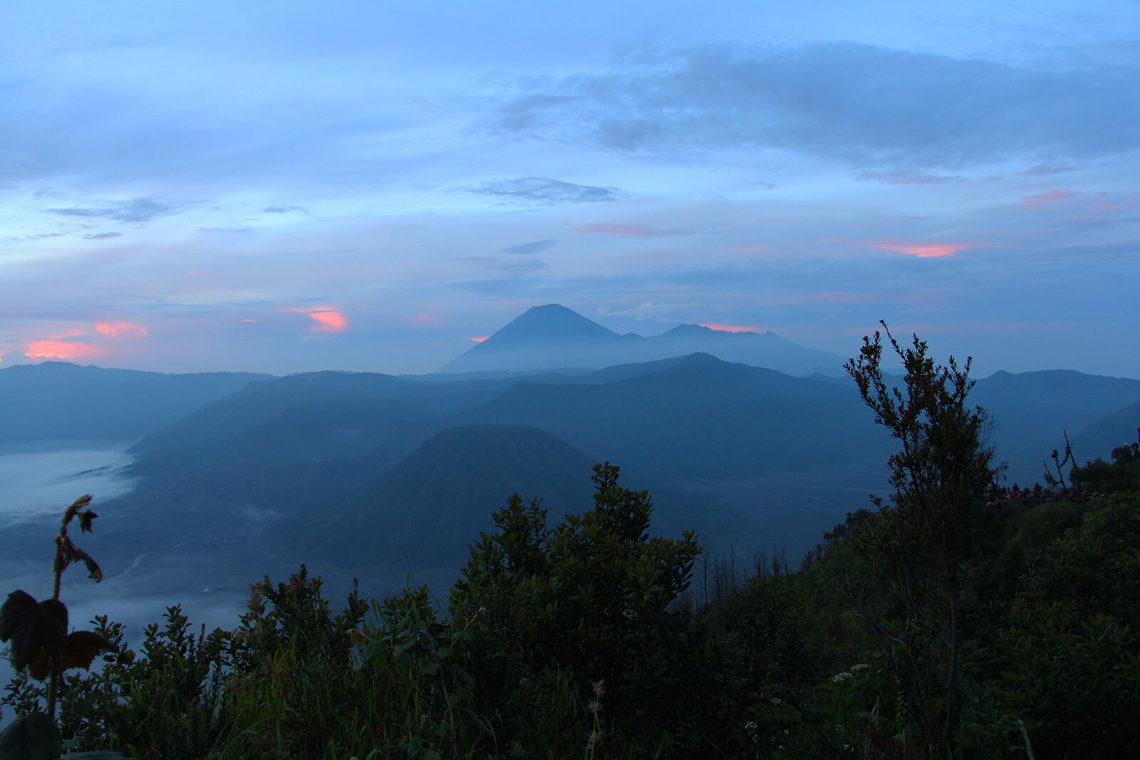 Canon EOS 60D sample photo. Sunrise, dawn, morning photography