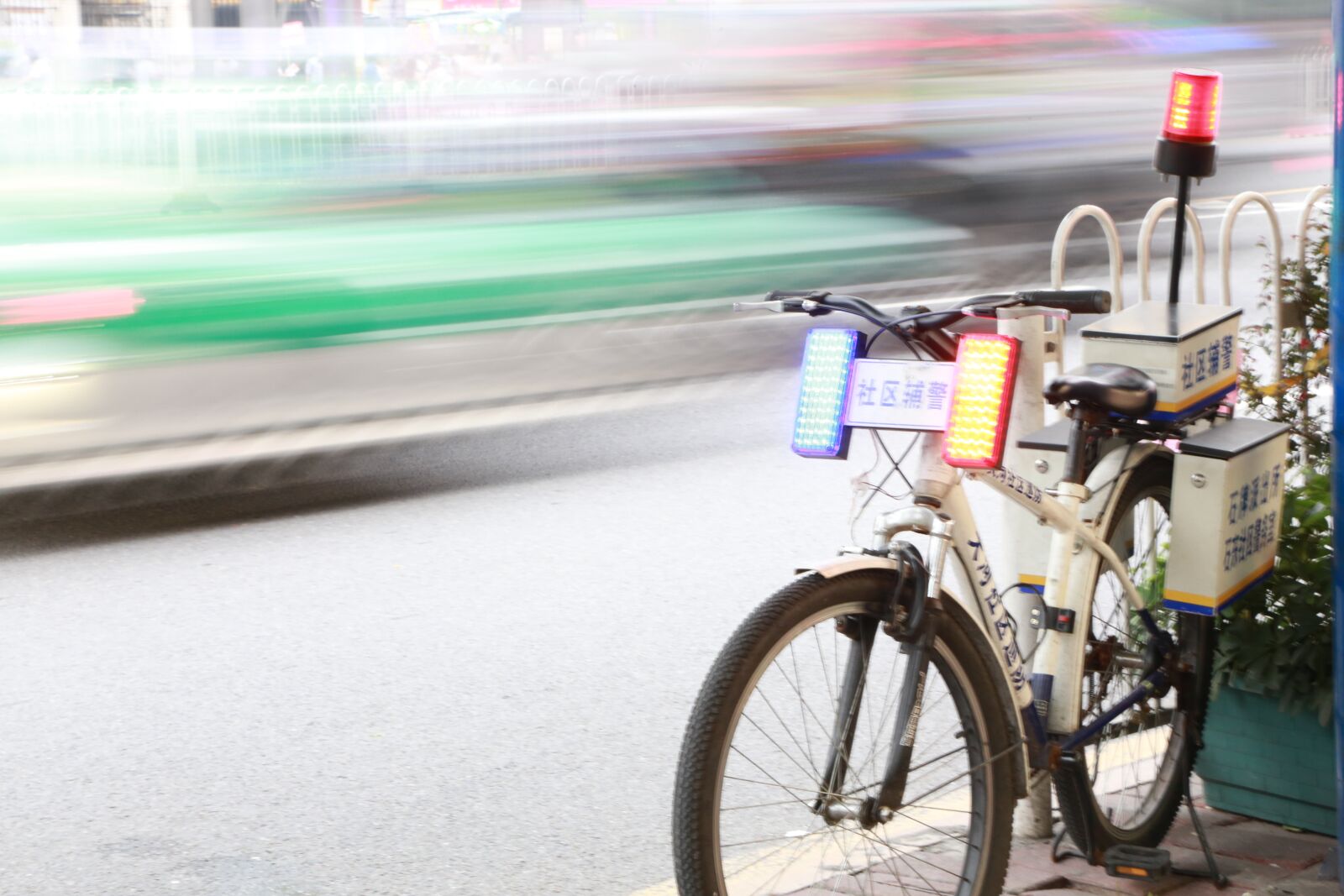 Canon EOS 6D + Canon EF 24-105mm F4L IS USM sample photo. Policebike, police, chinese police photography