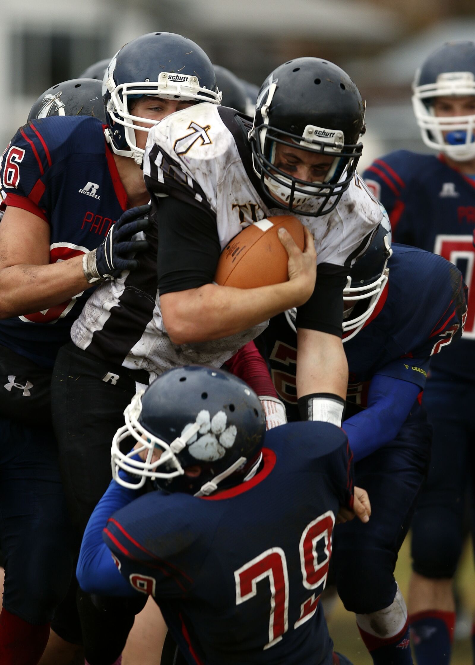 Canon EOS 70D + Canon EF 300mm F2.8L IS USM sample photo. American football, high school photography