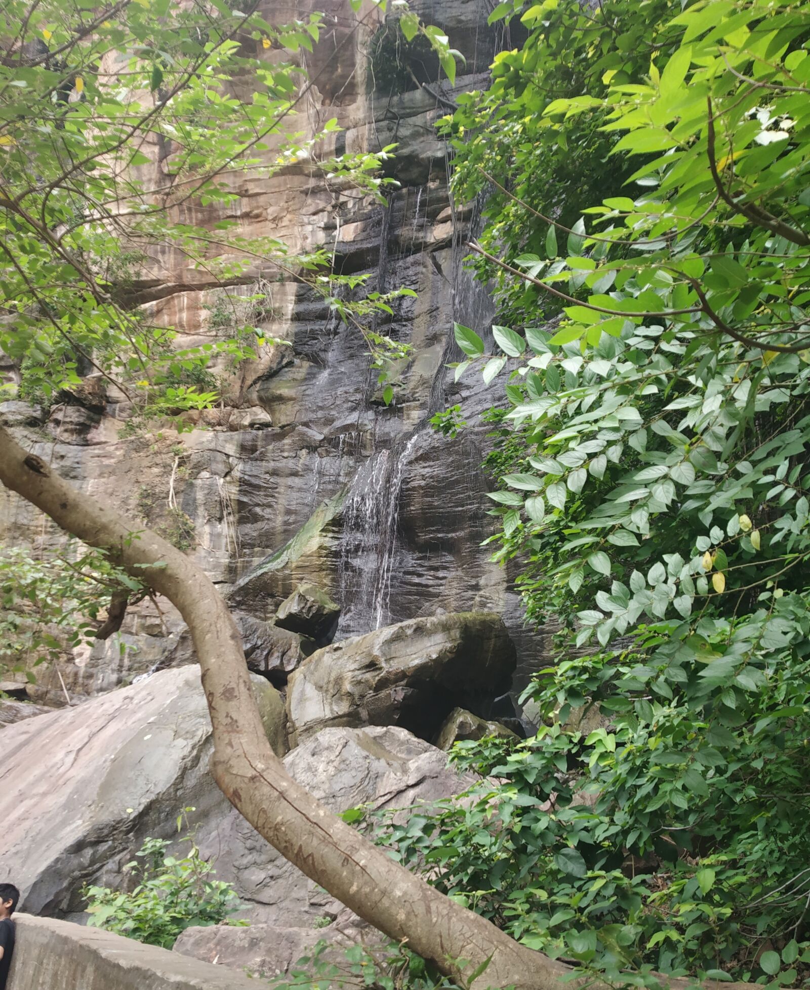 Xiaomi Redmi Note 5 Pro sample photo. Waterfall, waterfall on rocks photography