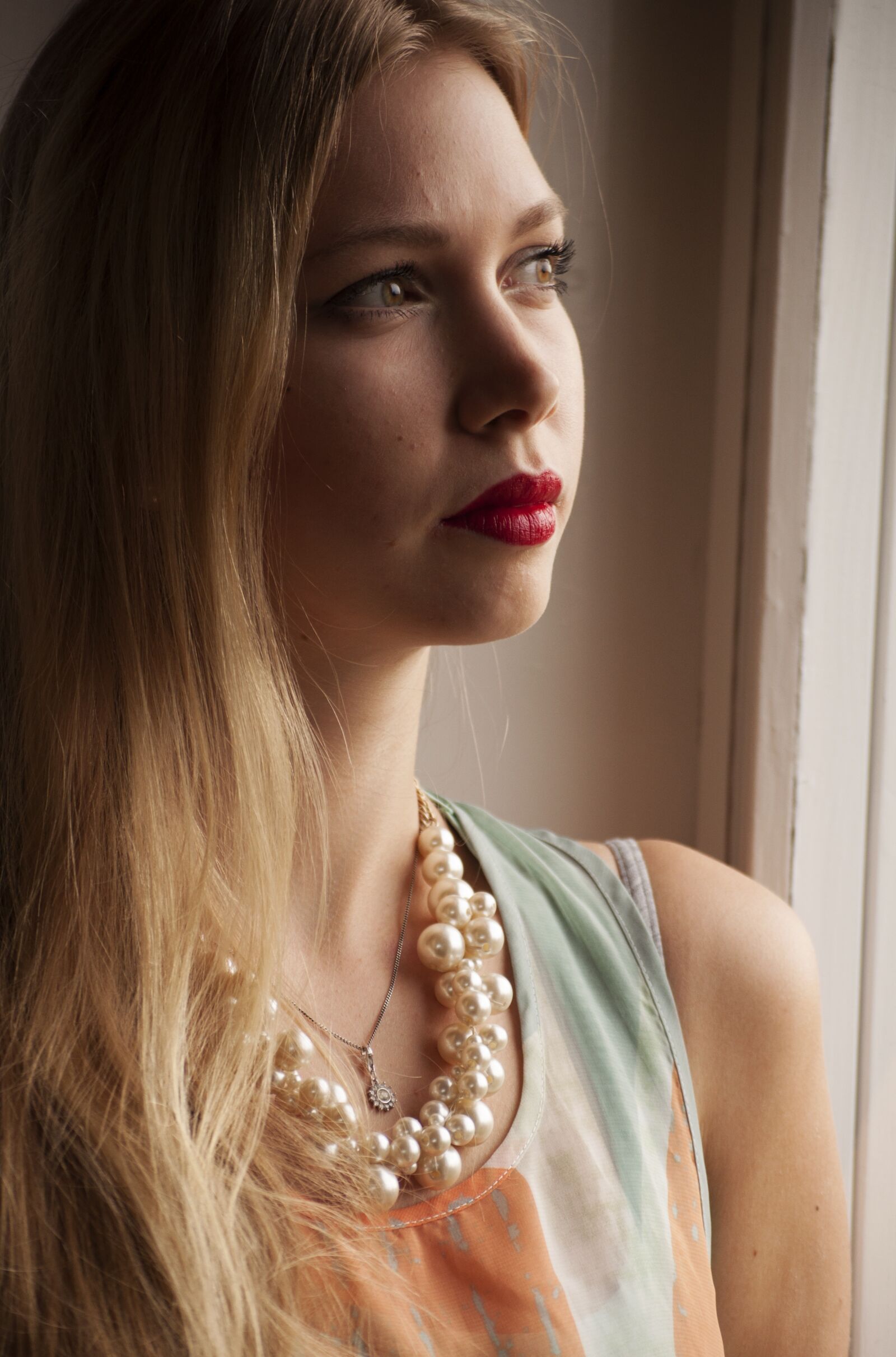 Nikon D5000 sample photo. Woman, beautiful, fashion photography