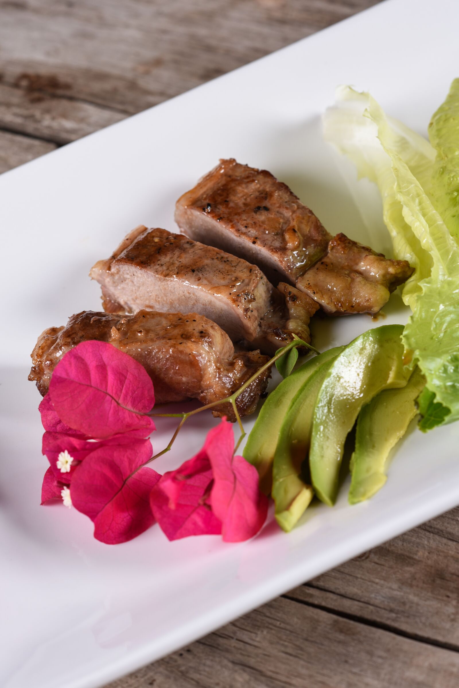 Nikon D810 sample photo. Loin, wild pig, meat photography