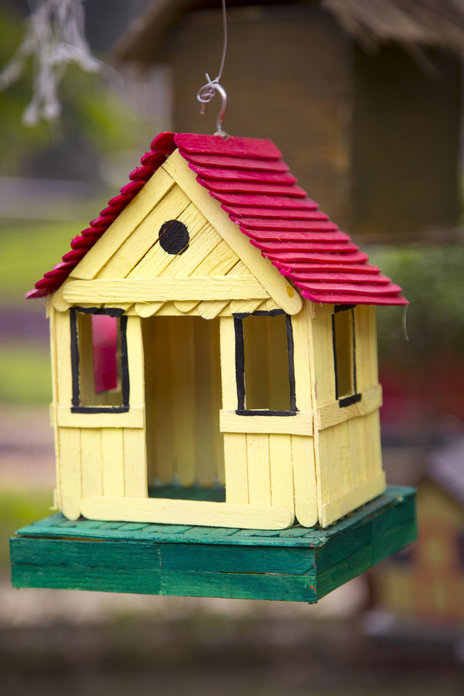 Canon EOS 6D + Canon EF 24-105mm F4L IS USM sample photo. Birdhouse, house, family photography