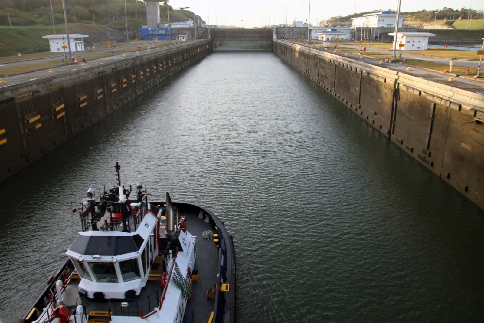 Canon EOS 7D sample photo. Pilot, panama canal, crossing photography
