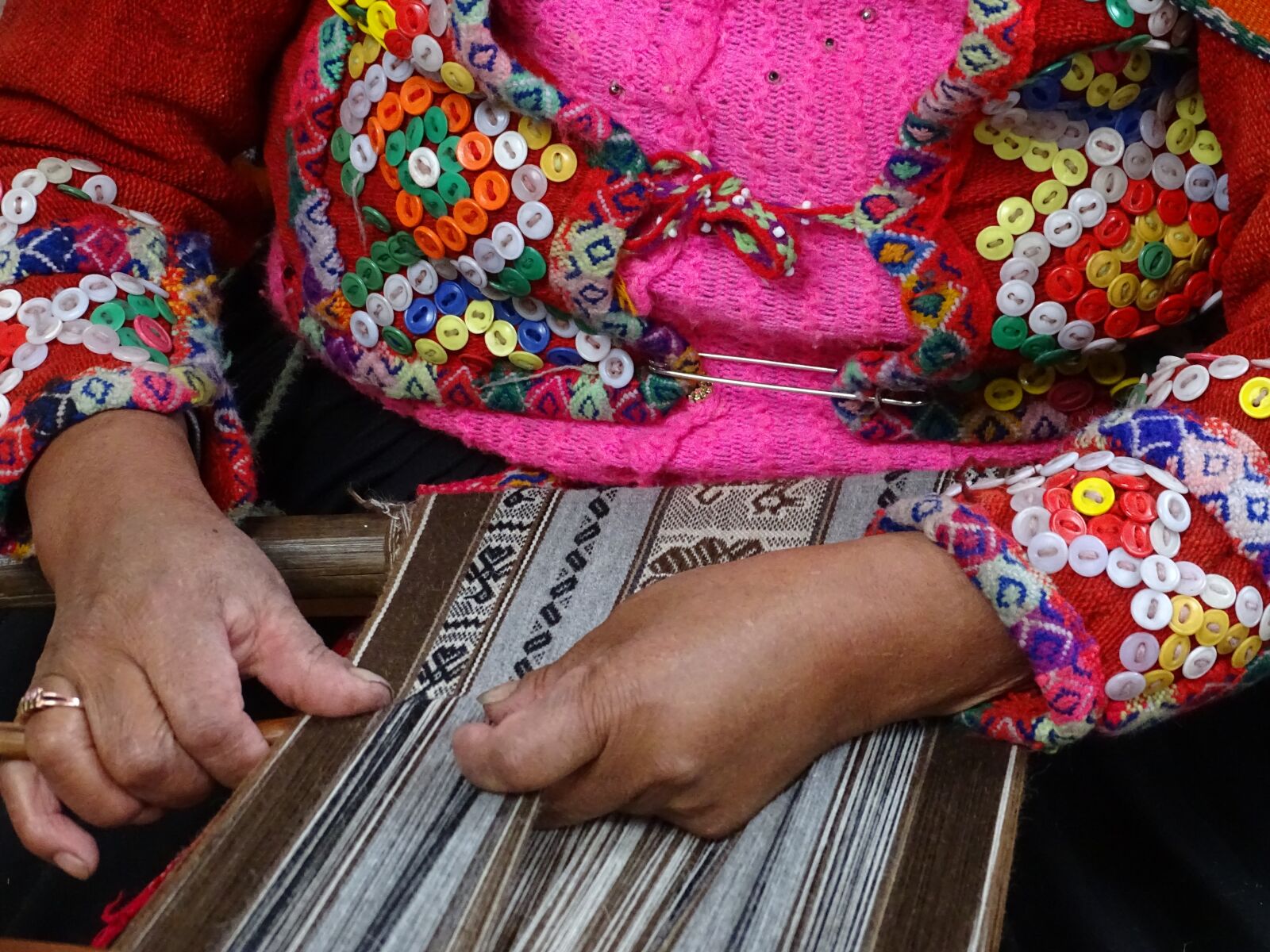 Sony Cyber-shot DSC-HX350 sample photo. Peru, art, weaving photography
