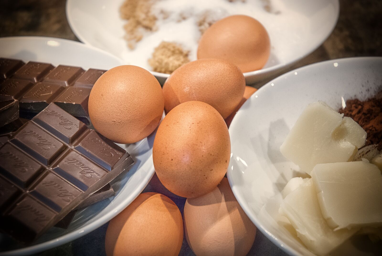 Nikon D80 sample photo. Eggs, baking, measuring spoon photography