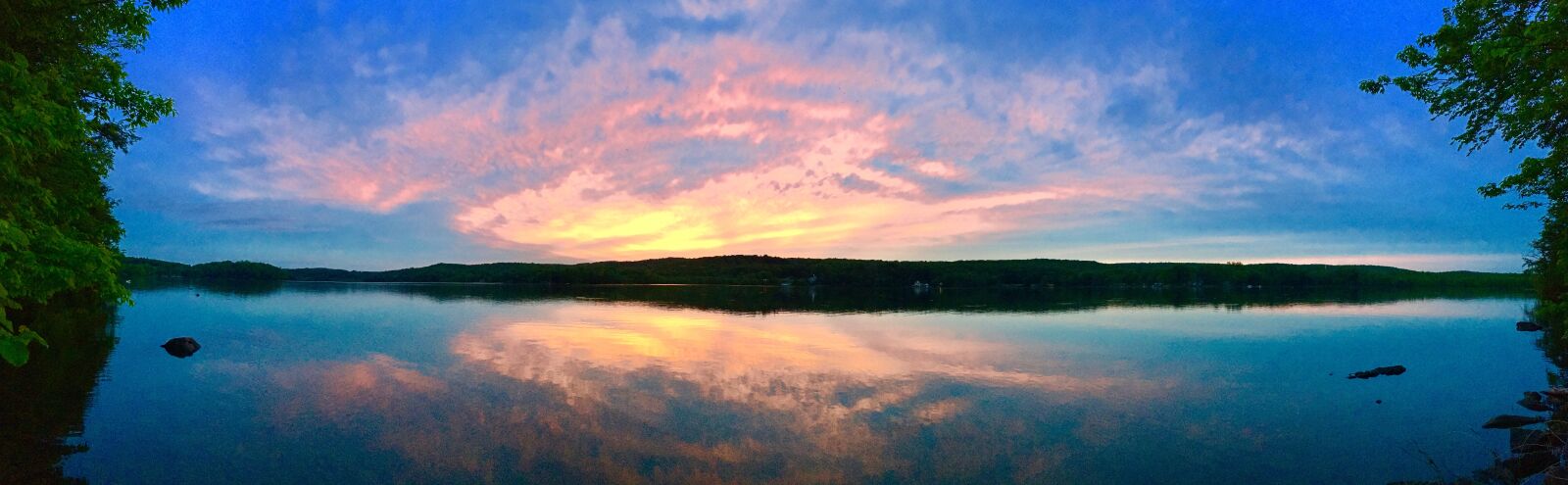 Apple iPhone 6s sample photo. Lake, sunset, water photography