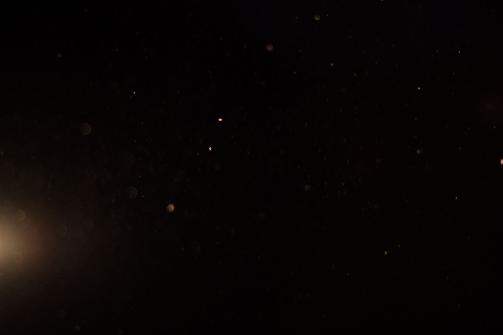 Canon EOS 600D (Rebel EOS T3i / EOS Kiss X5) sample photo. Atmospheric, dark, debris, dust photography