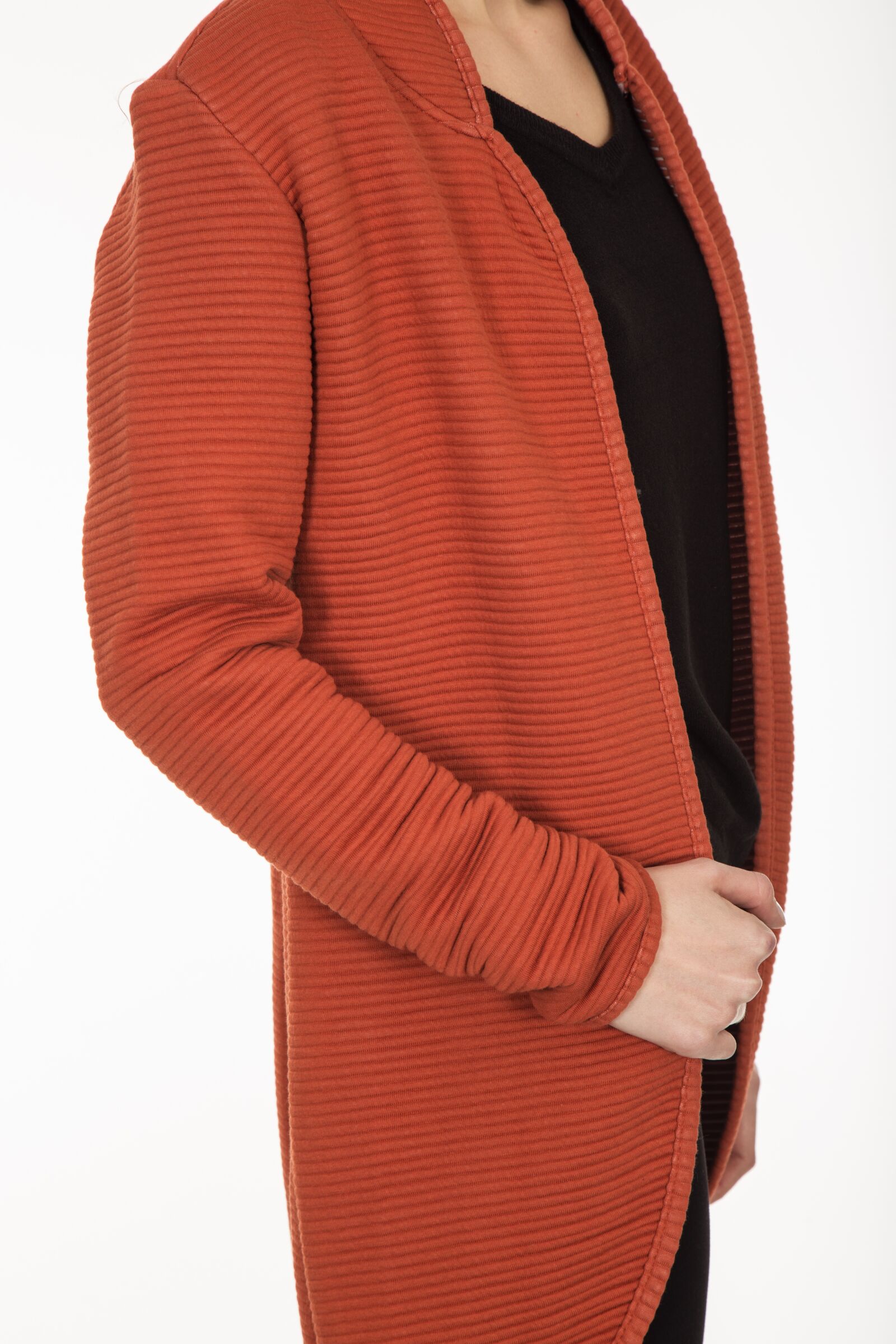 Canon EOS 6D sample photo. Cardigan, red, cold photography