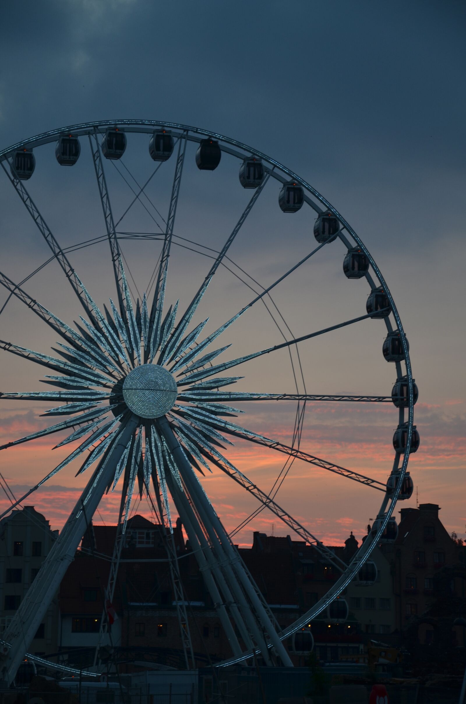 Nikon D5100 sample photo. Ferris wheel, sunset, sky photography