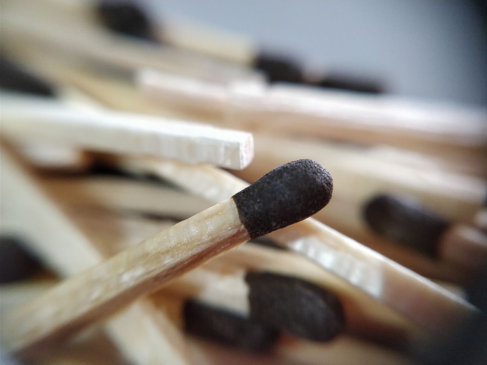 OnePlus 5 sample photo. Matchsticks, wood, macro photography
