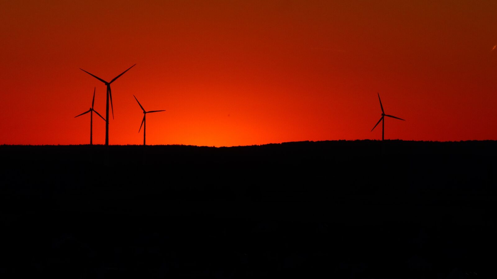 Panasonic Lumix DMC-FZ200 sample photo. Power generation, energy production photography