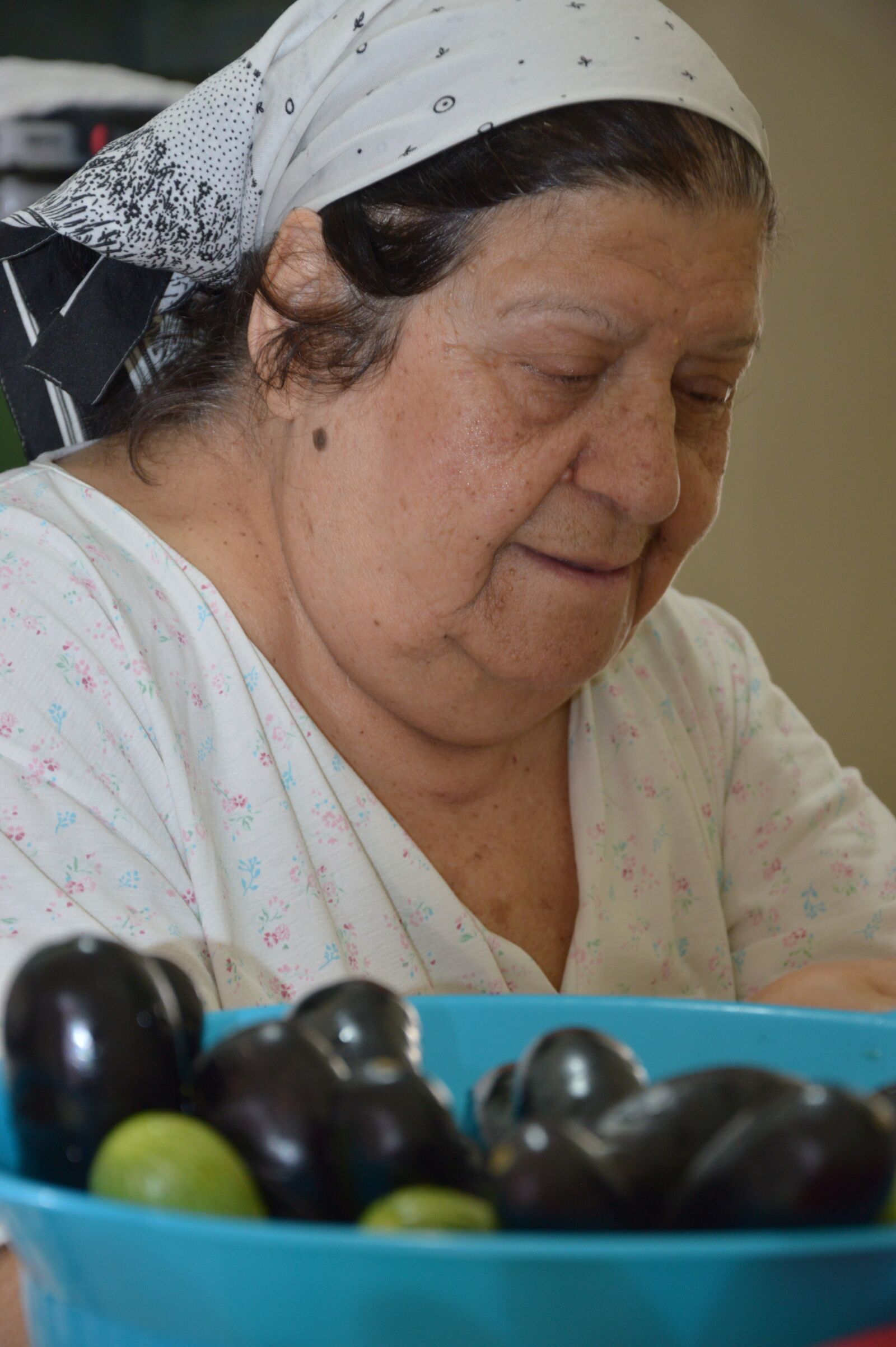 Nikon D3200 sample photo. Woman, lebanese, cook photography