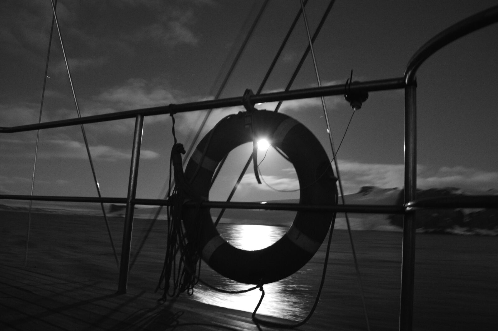 Nikon D3200 sample photo. Black and white, landscape photography