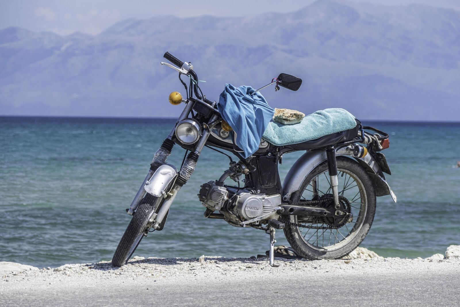 Panasonic Lumix DMC-FZ1000 sample photo. Corfu, motorcycle, sea photography