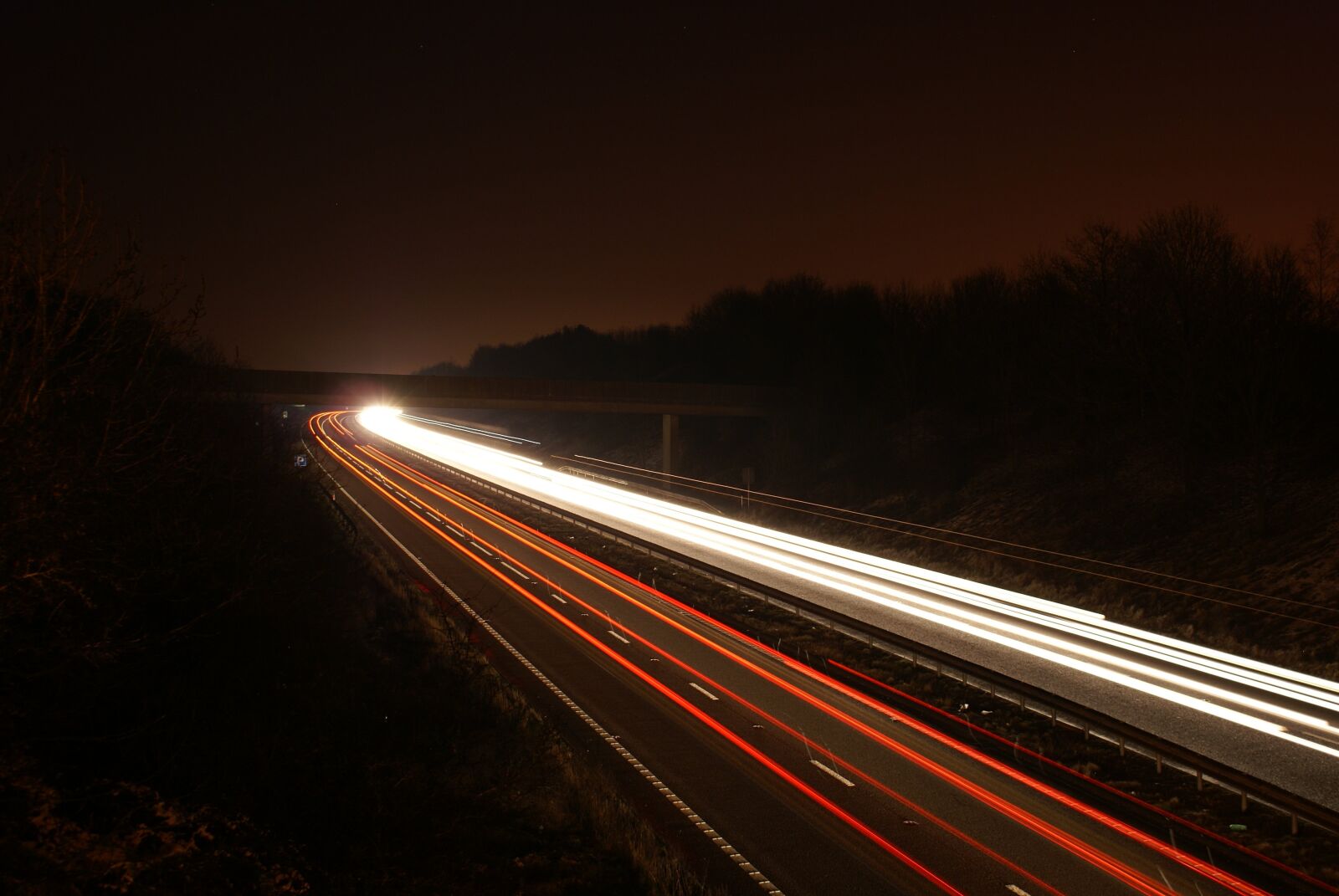 Sony Alpha DSLR-A100 sample photo. Streaks, motion blur, light photography