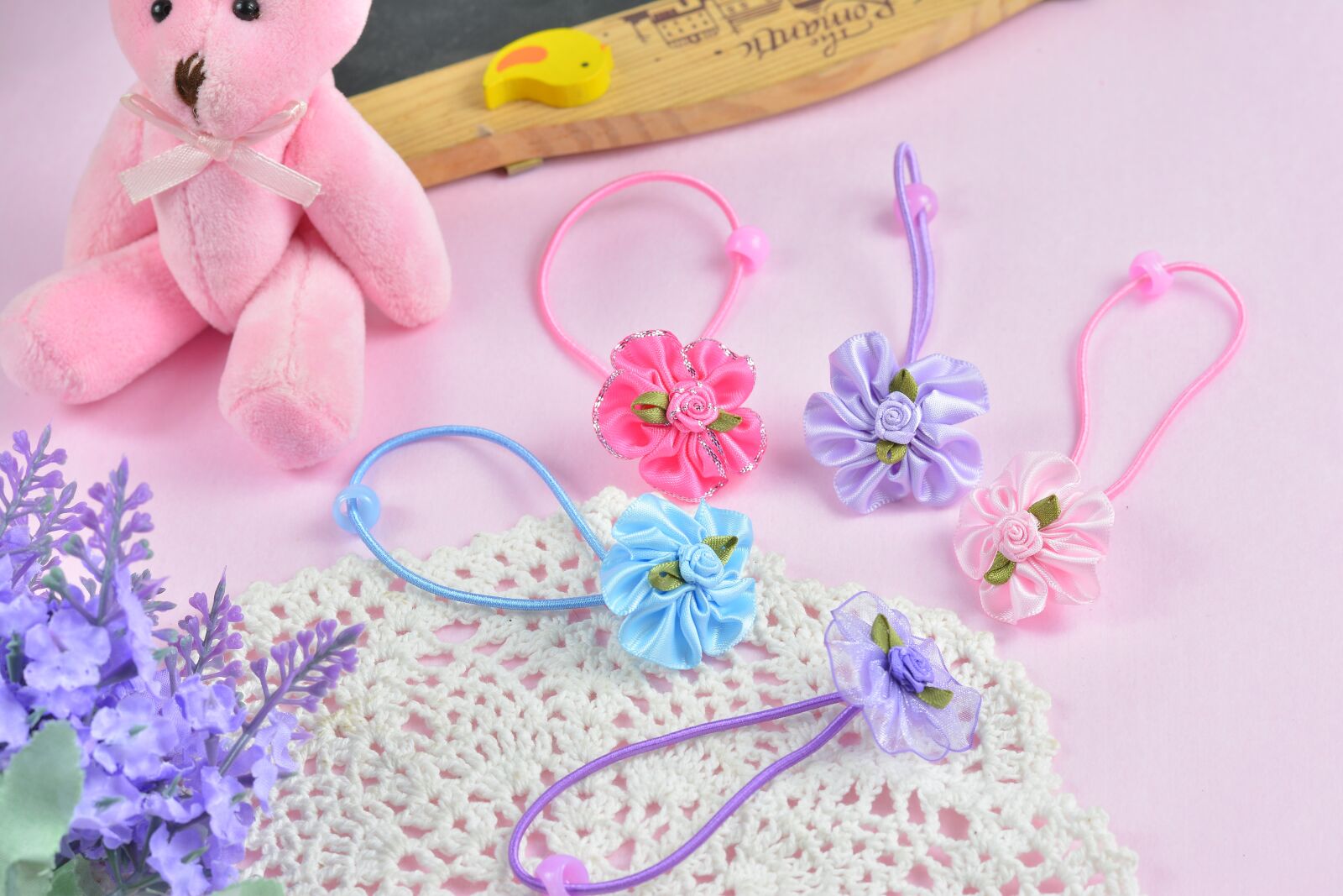 Nikon D7100 sample photo. Tiara, floral, webbing diy photography