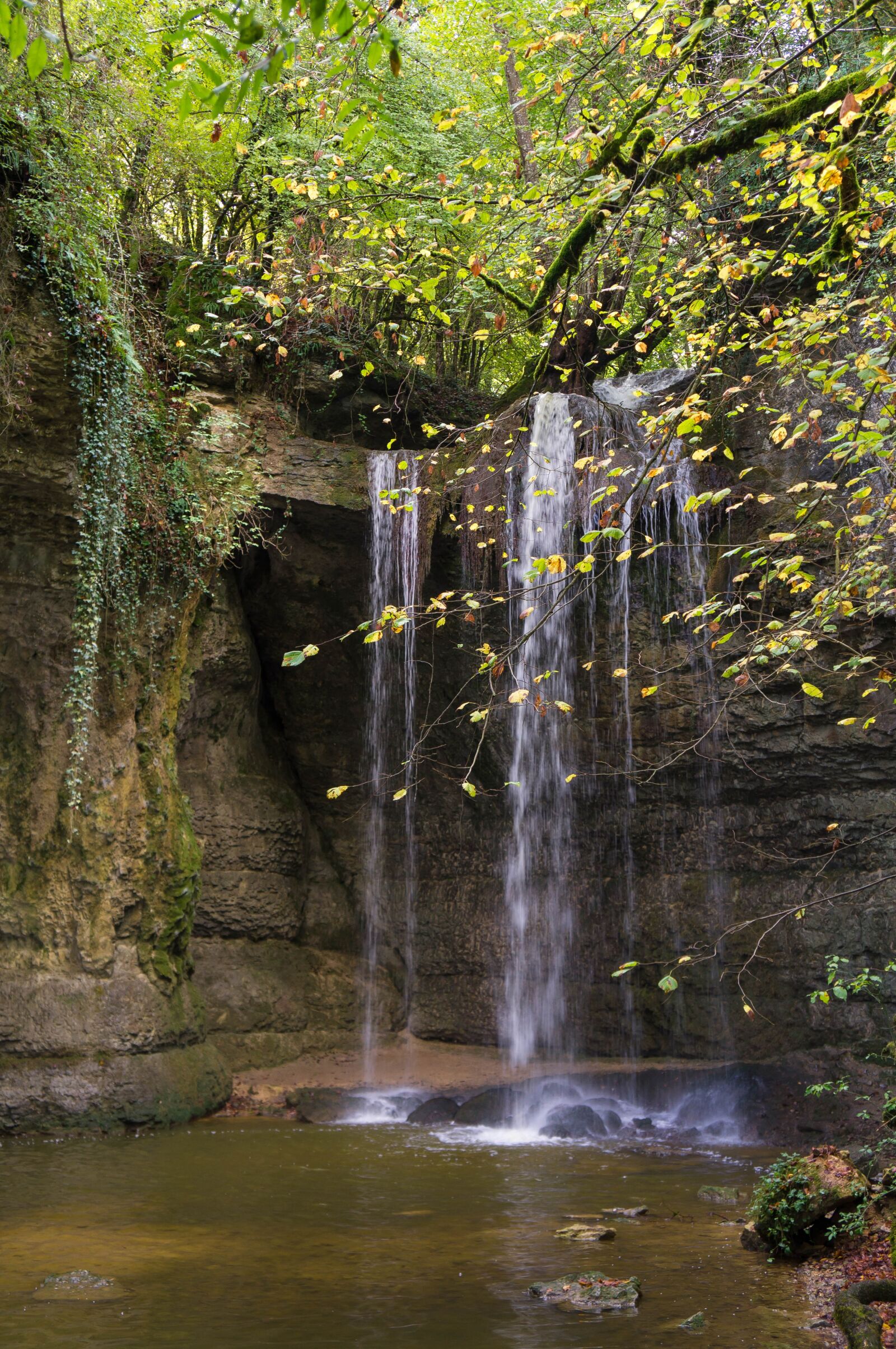 Sony Alpha NEX-F3 + Sony E 18-55mm F3.5-5.6 OSS sample photo. Cascade, river, water photography