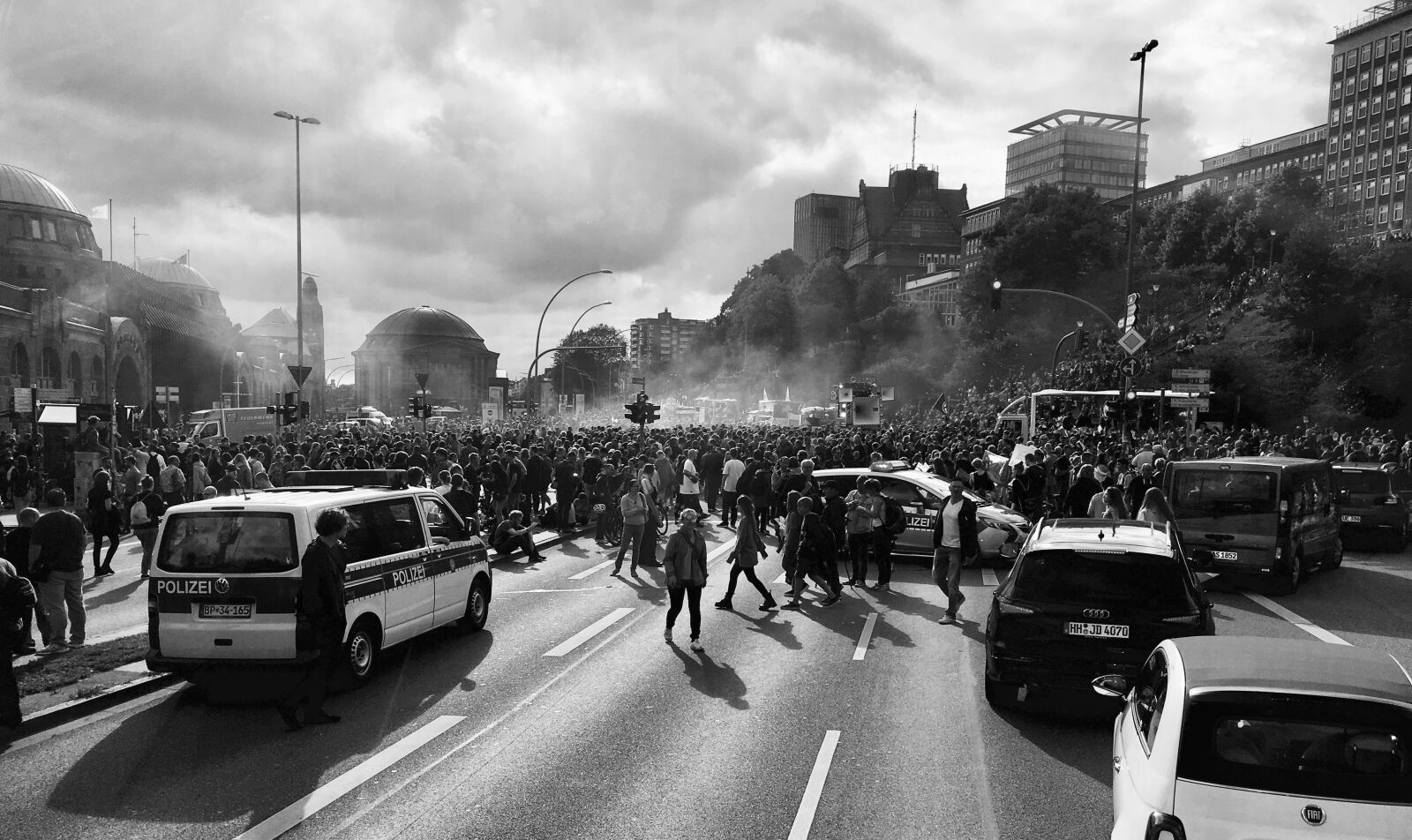 Apple iPhone 6s Plus sample photo. Demonstration, hamburg, g20 photography