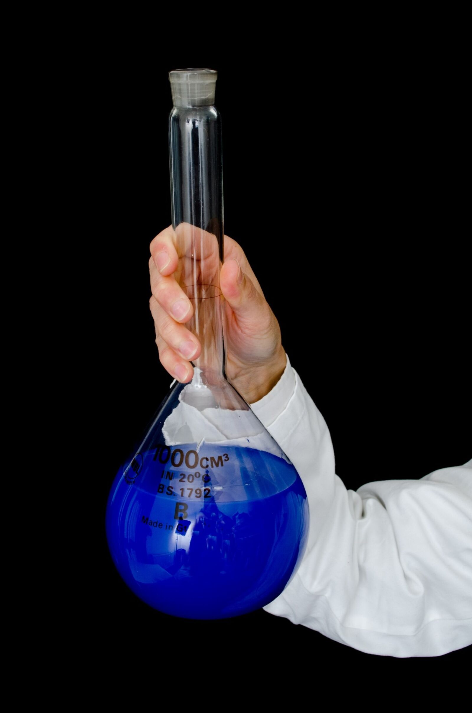 Nikon D5100 sample photo. Blue, chemical, chemist, doctor photography