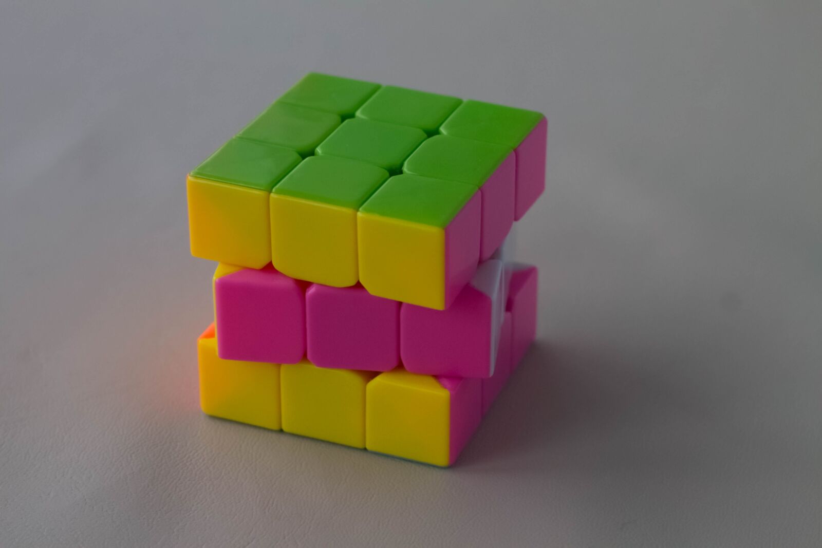 Canon EOS 1100D (EOS Rebel T3 / EOS Kiss X50) sample photo. Brain, cube, abstract photography