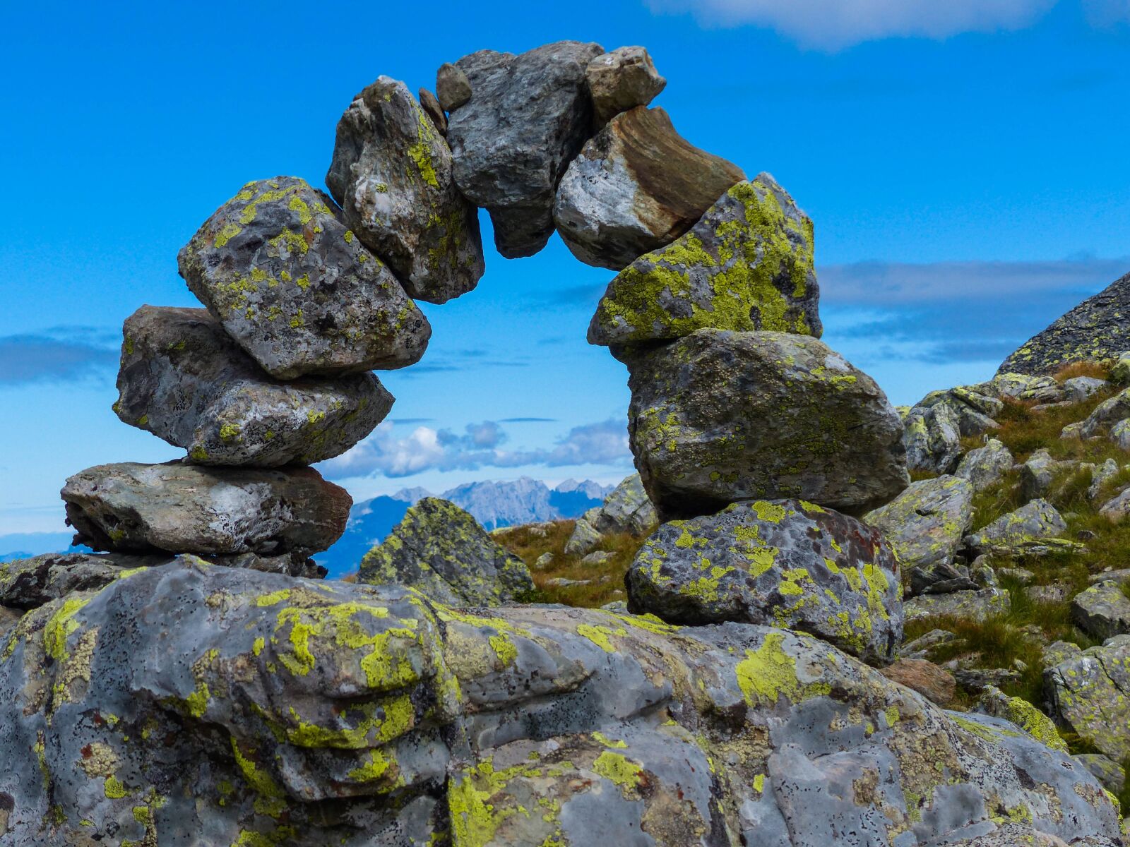 Panasonic Lumix DMC-FZ200 sample photo. Mountains, alpine, rock photography