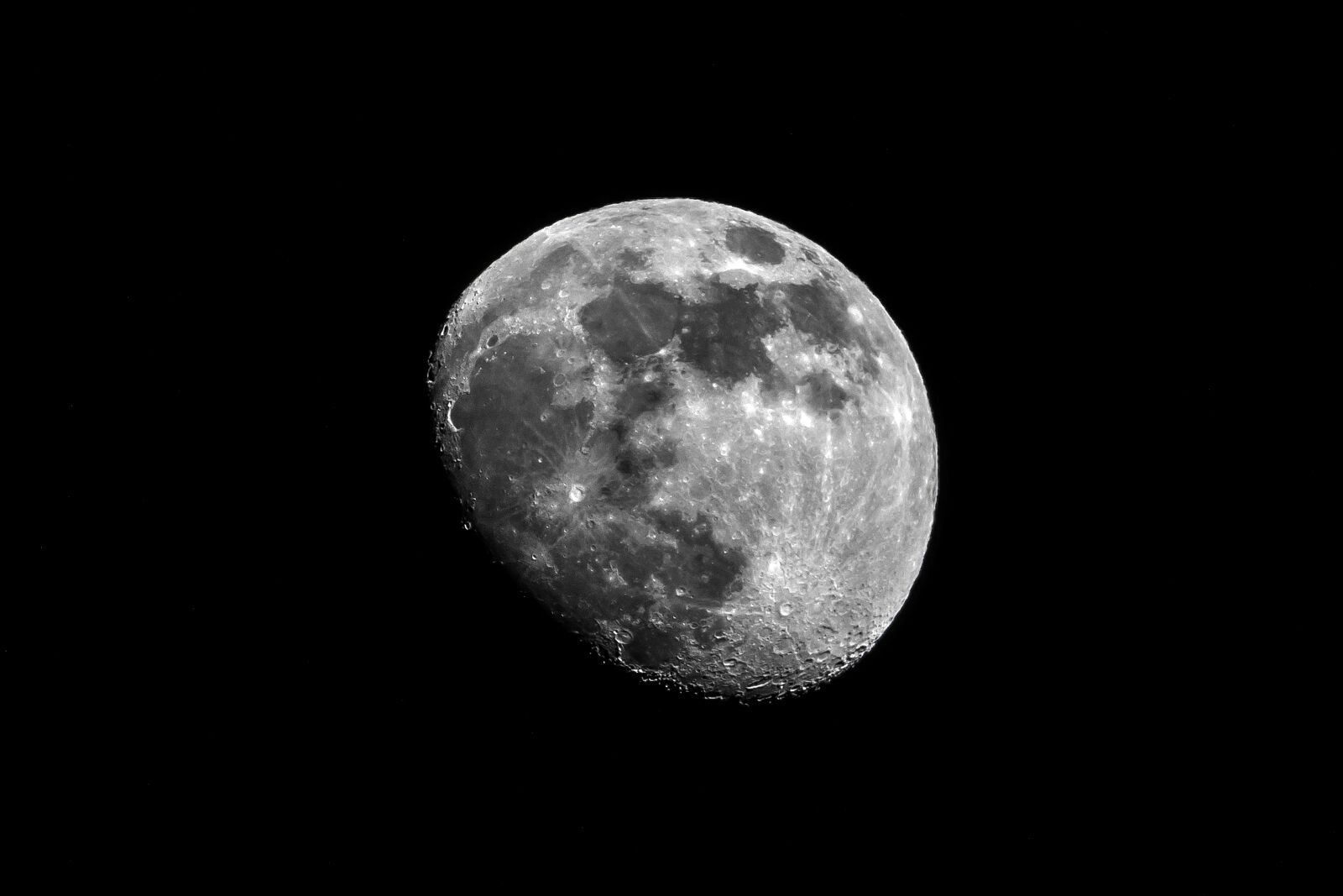 Canon EOS 5D Mark IV + 150-600mm F5-6.3 DG OS HSM | Contemporary 015 sample photo. Moon, increasingly, night photography