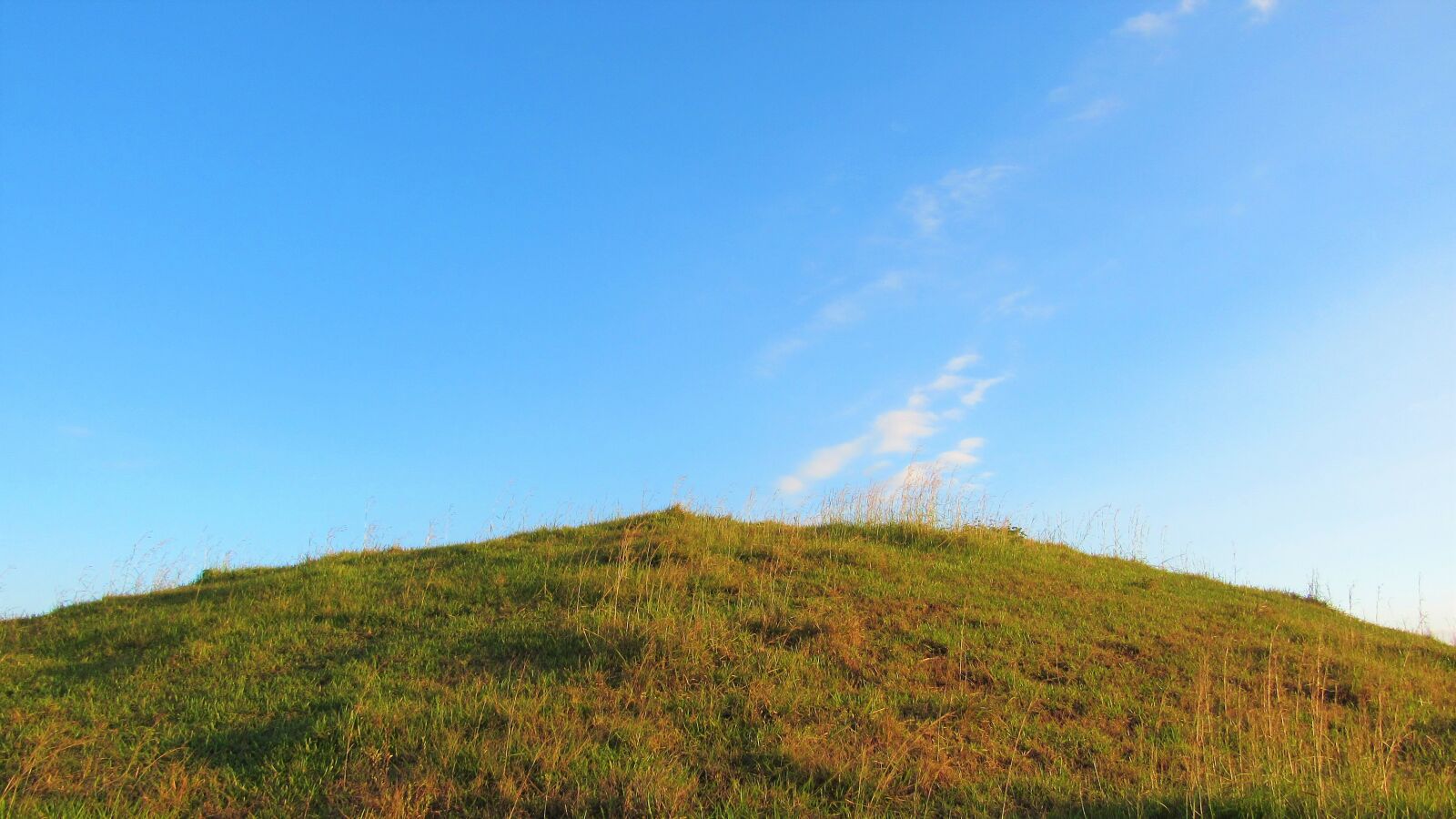 Canon PowerShot SX520 HS sample photo. Prairie, sky, blue photography