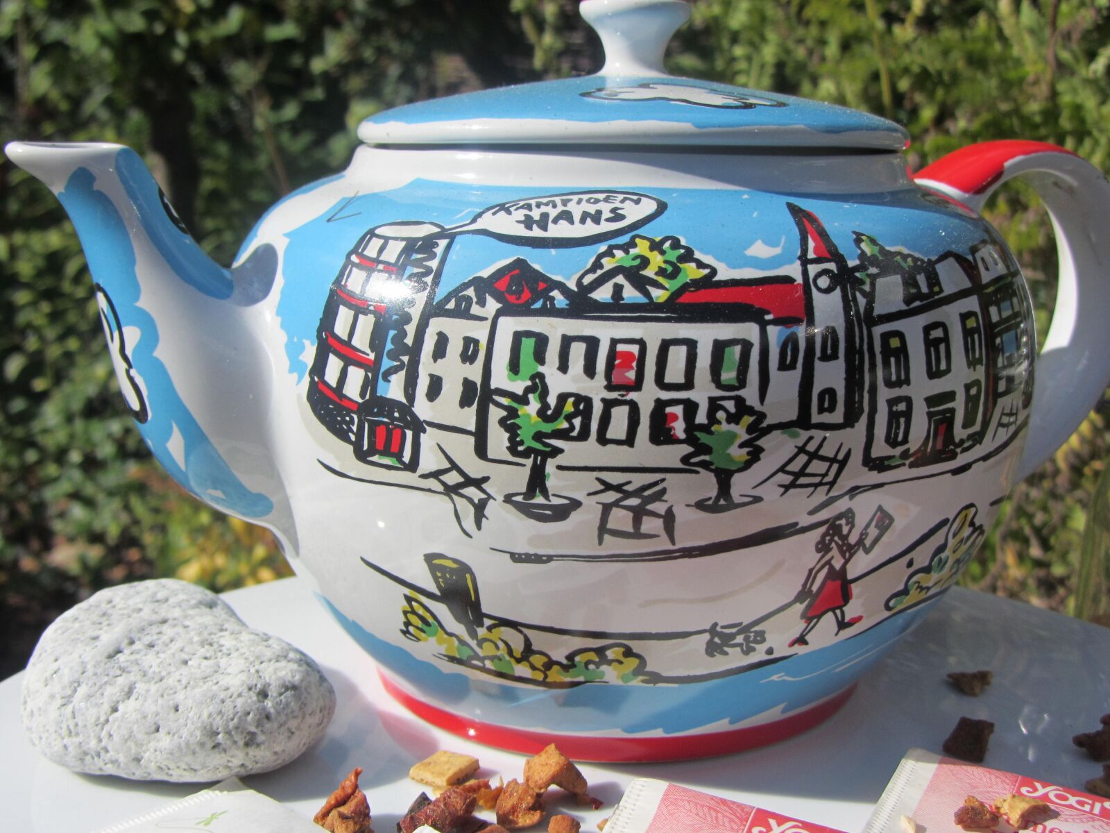 Canon PowerShot SX220 HS sample photo. Tea pot, high tea photography