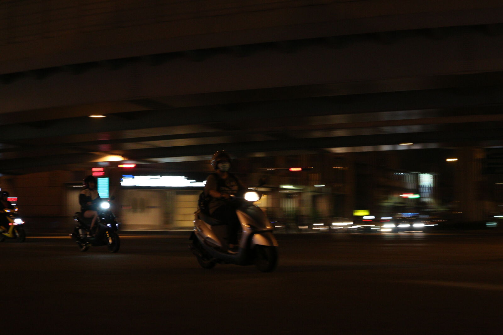 Canon EOS M sample photo