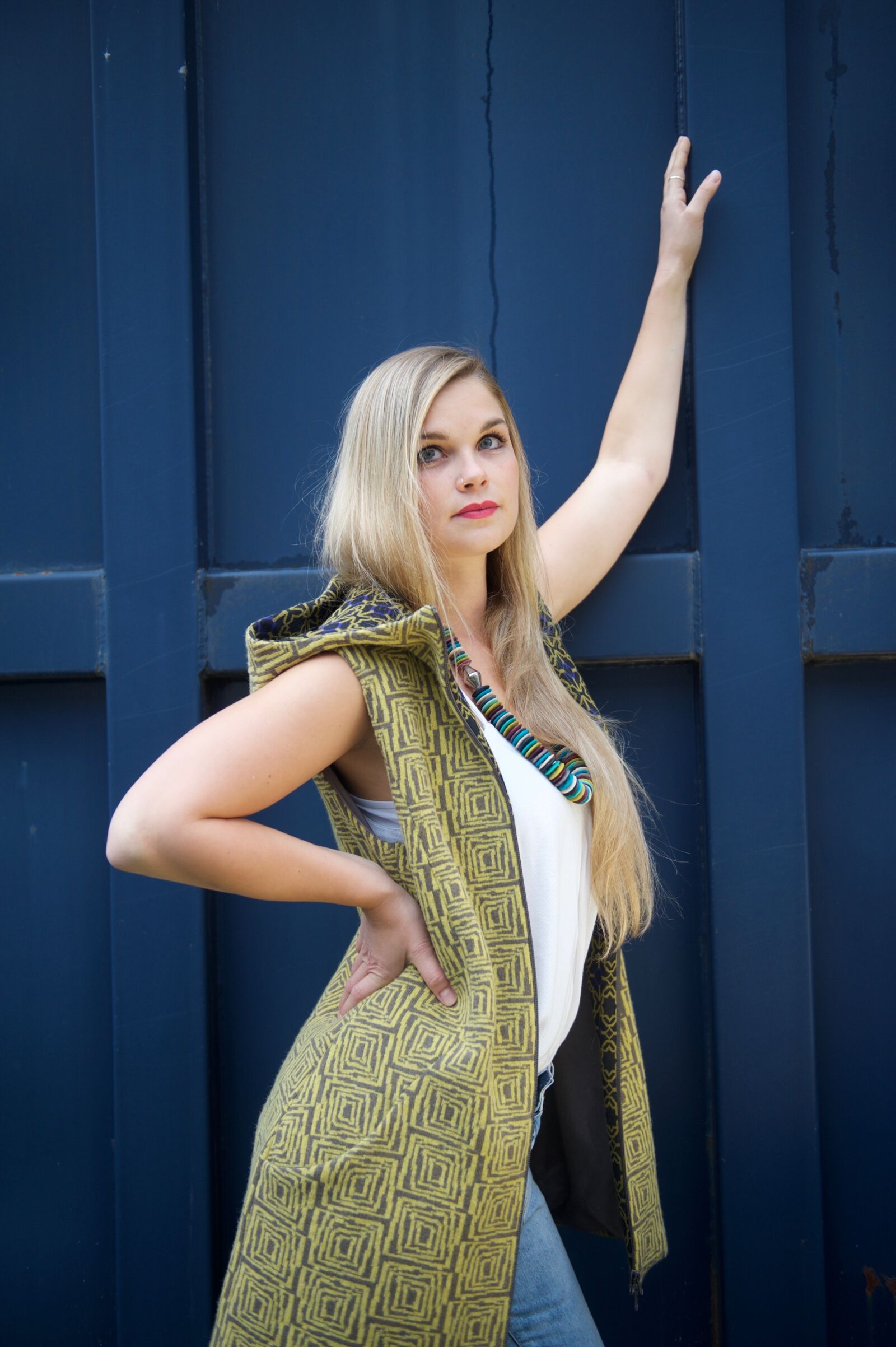 Nikon D700 sample photo. Blond, female, hairstyle photography