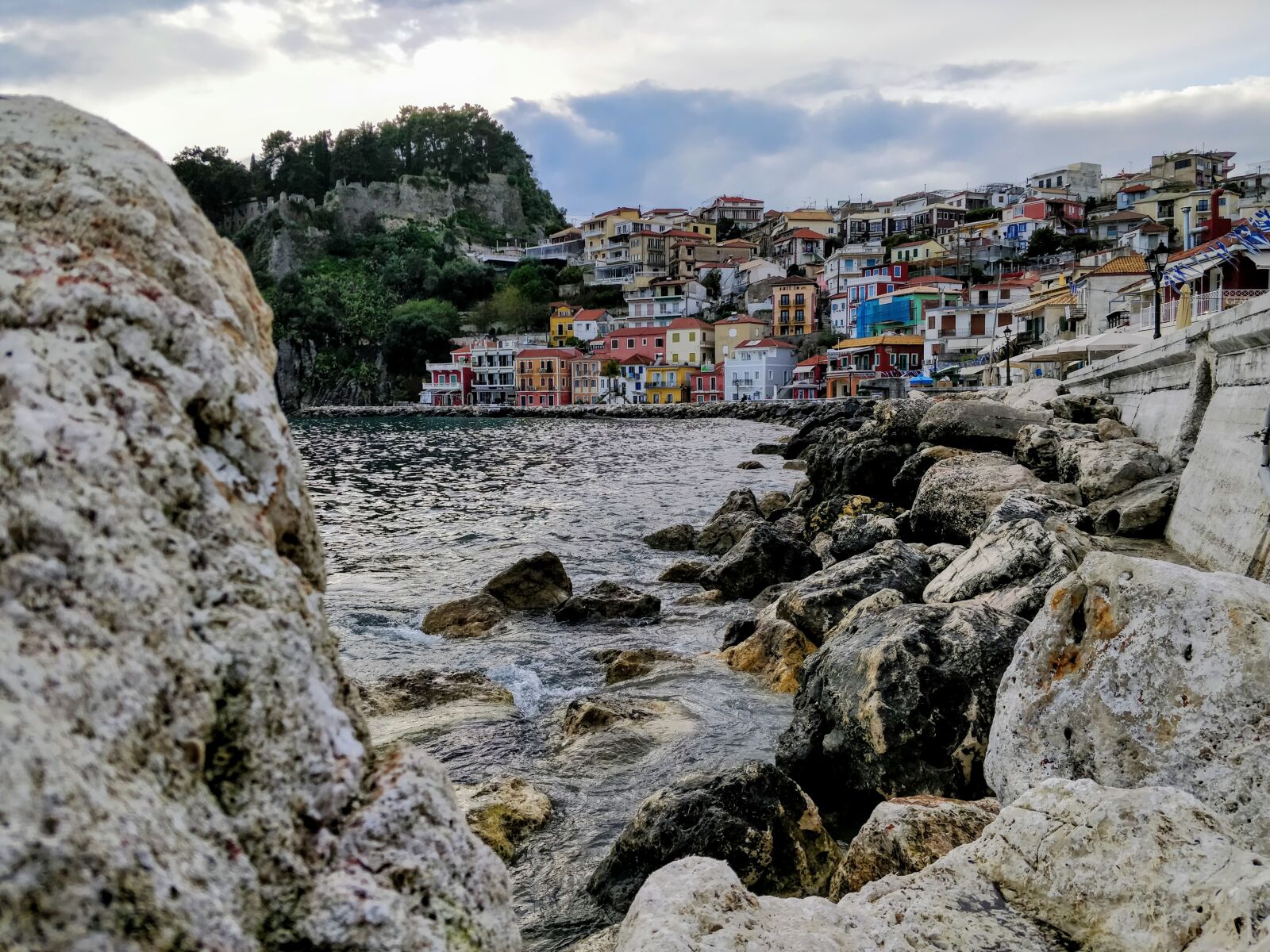 OnePlus 5 sample photo. Parga, sea, rocks photography