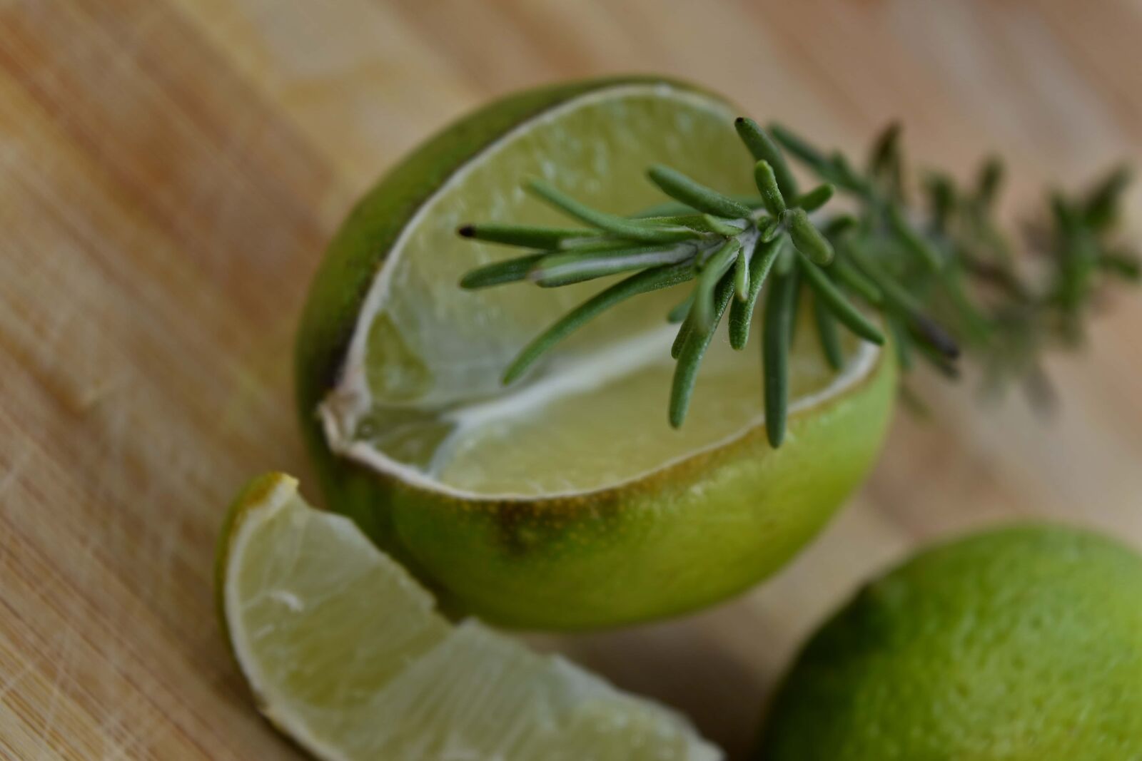 Nikon D5500 sample photo. Aroma, lime, ripe fruit photography