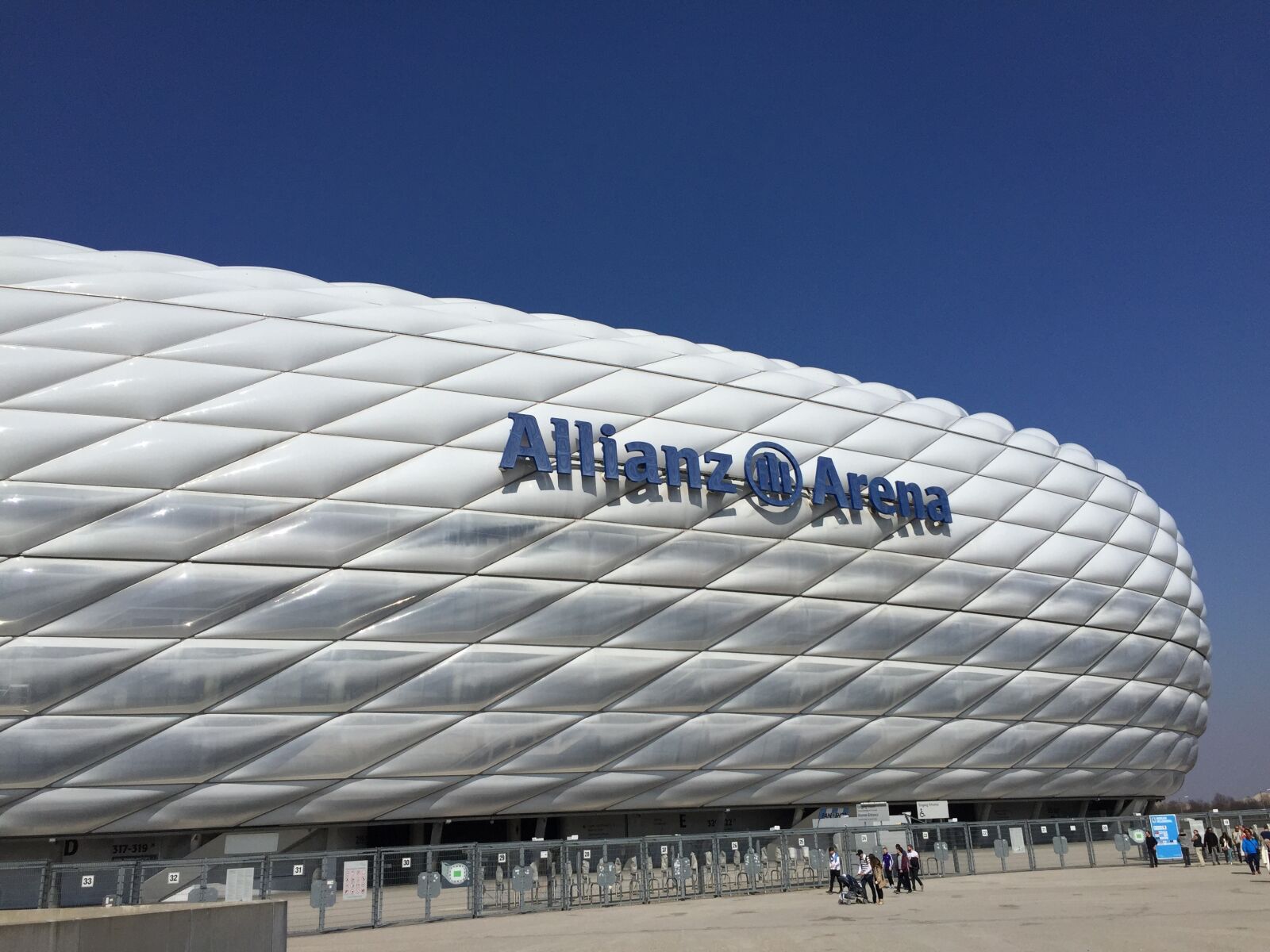 Apple iPhone 6 sample photo. Munich, city, germany photography