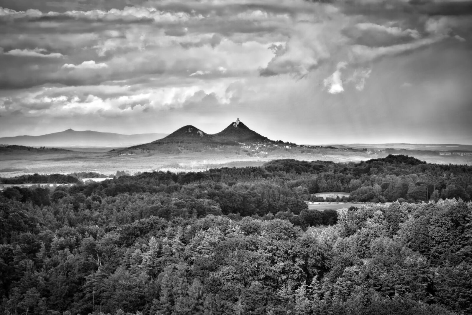 Canon EOS 650D (EOS Rebel T4i / EOS Kiss X6i) sample photo. Nature, landscape, hill photography