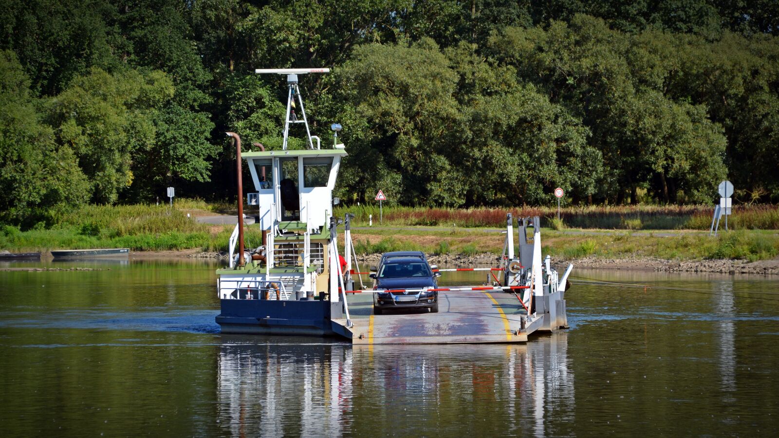 Nikon D5200 sample photo. Ferry, ship, boat photography