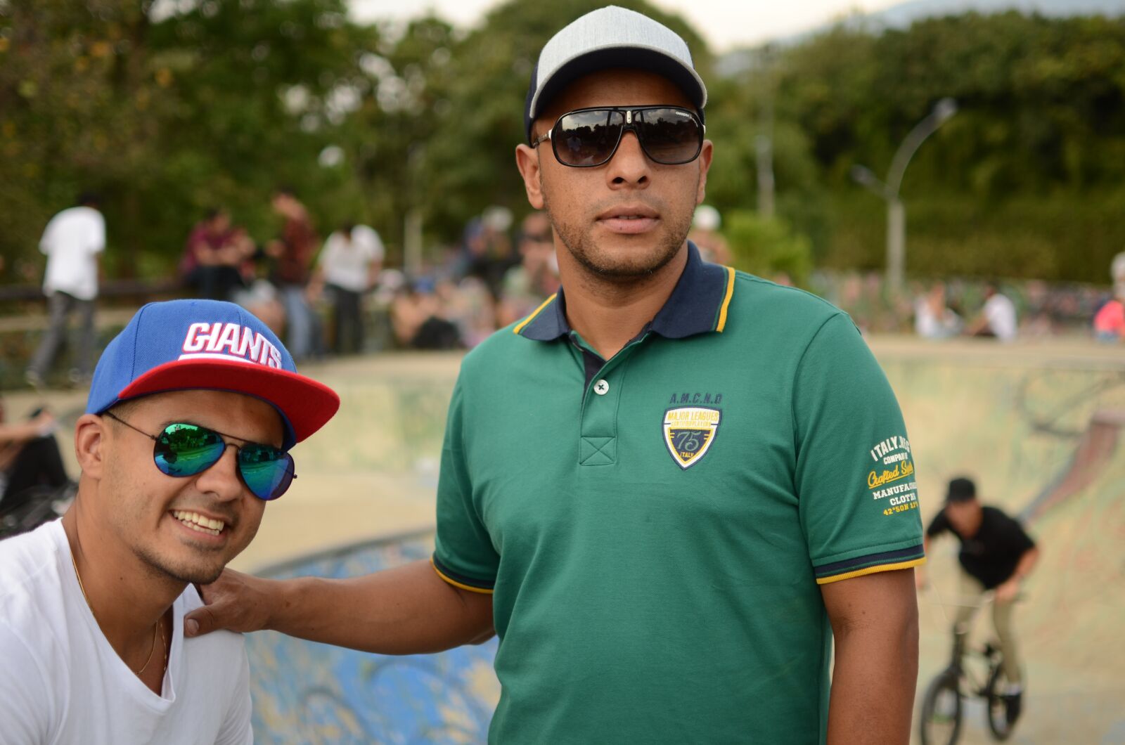 Nikon D7000 sample photo. Friendship, sport, peace photography