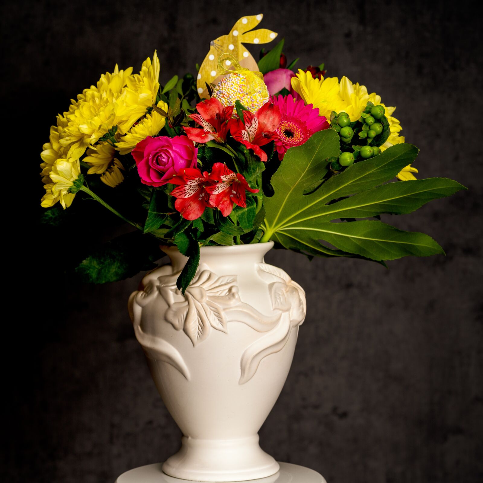 Sony FE 85mm F1.8 sample photo. Bouquet, easter, bloom photography