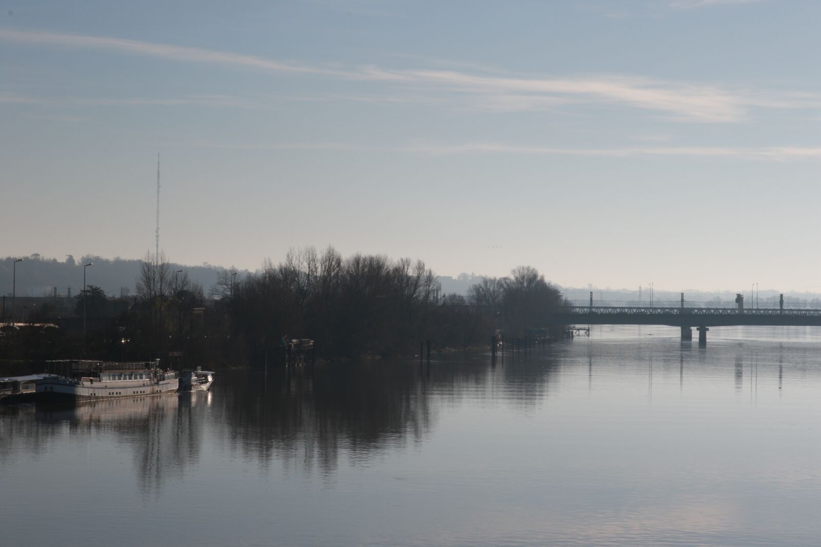 Canon EOS 7D Mark II sample photo. Bordeaux, france, river photography