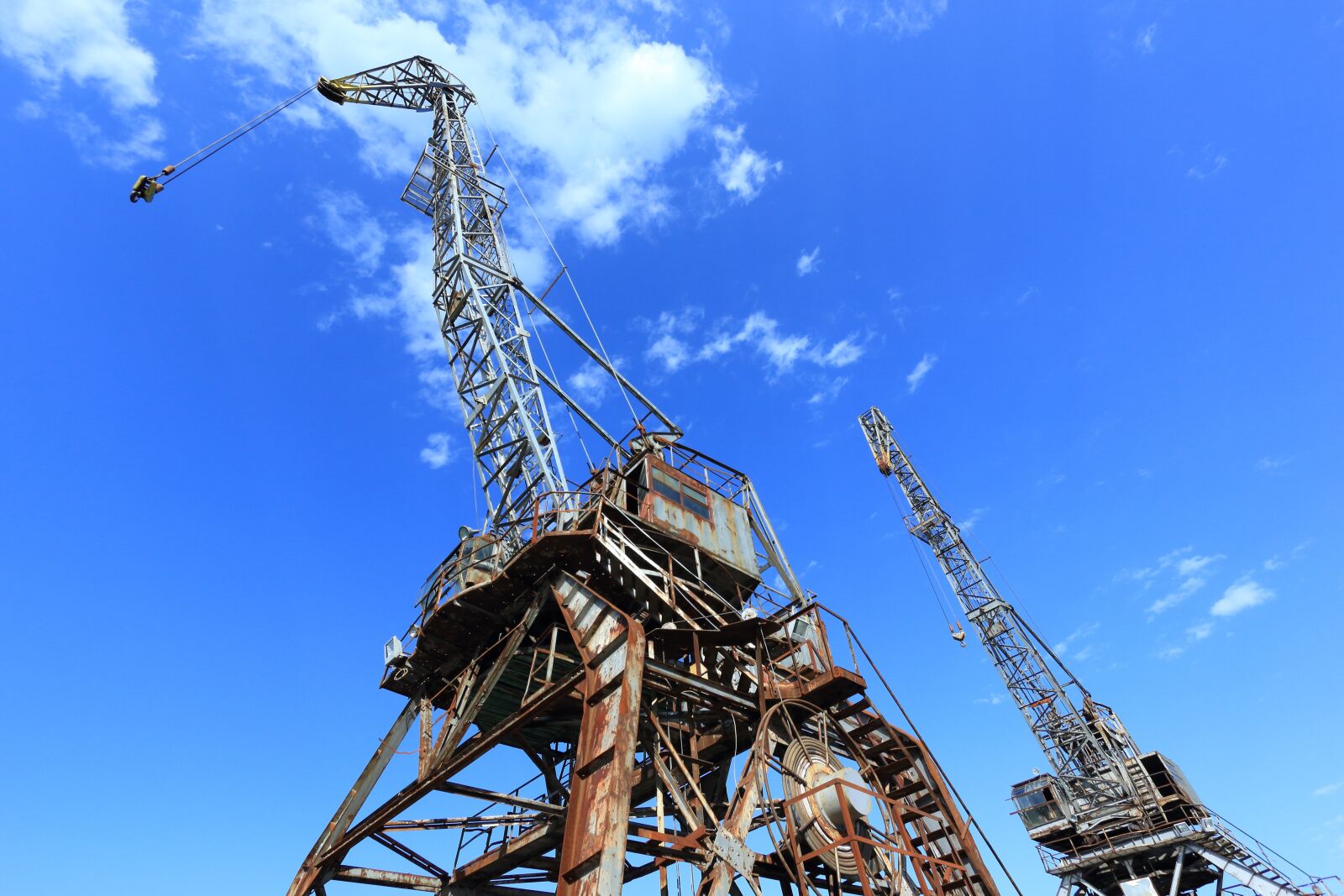 Canon EOS 550D (EOS Rebel T2i / EOS Kiss X4) sample photo. Croatia, bakar, industry photography