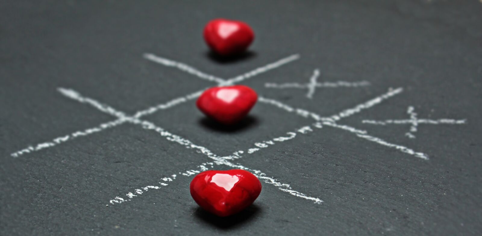 Canon EOS 550D (EOS Rebel T2i / EOS Kiss X4) sample photo. Tic tac toe, love photography
