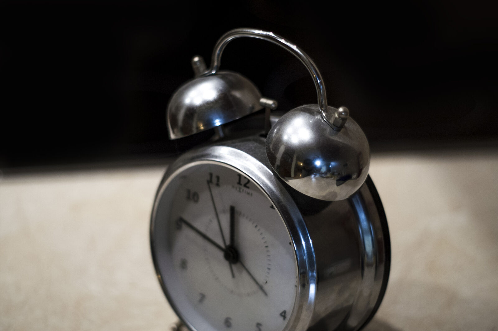 KONICA MINOLTA DYNAX 7D sample photo. Alarm, clock, night photography