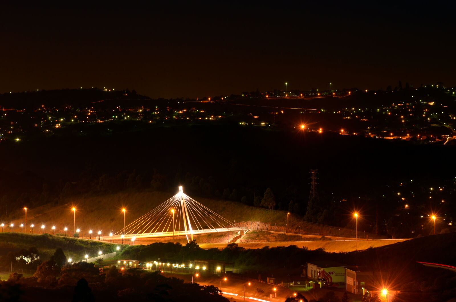 Nikon D5100 sample photo. Bridge photography