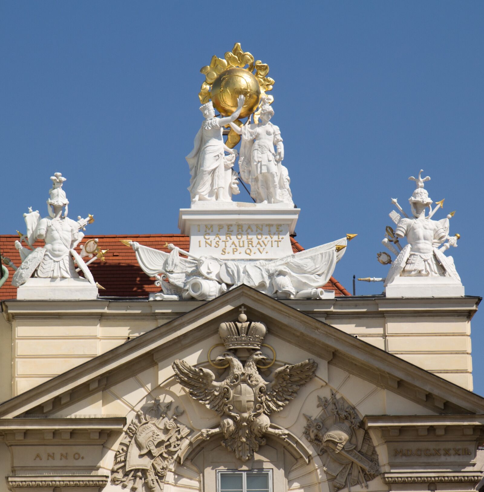 Canon EOS 60D sample photo. Architecture, statue, travel photography
