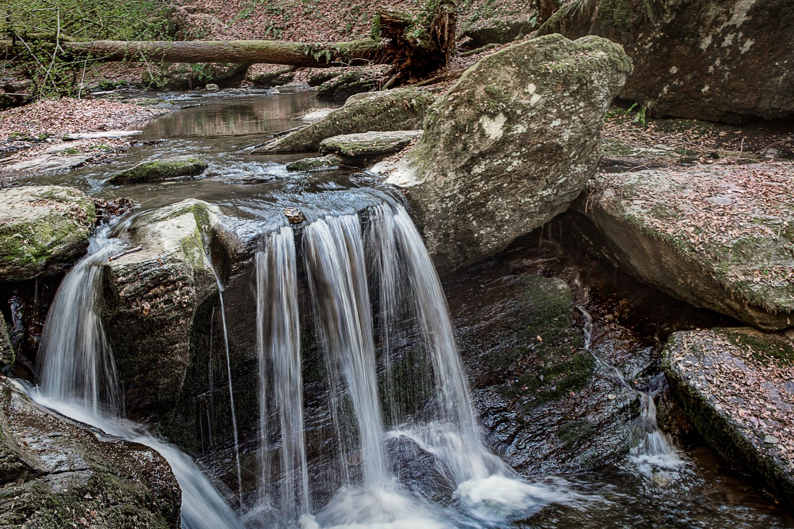 Canon EOS 70D sample photo. Waterfall, river, rock photography